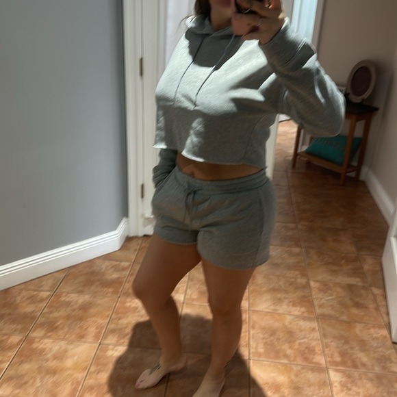 NWT Two piece sweats set - Picture 2 of 2